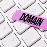 キーボードの上にドメインの表示